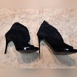 BURBERRY NADISON Open Toe High Heel Black Booties Size 9.5 Excellent Condition